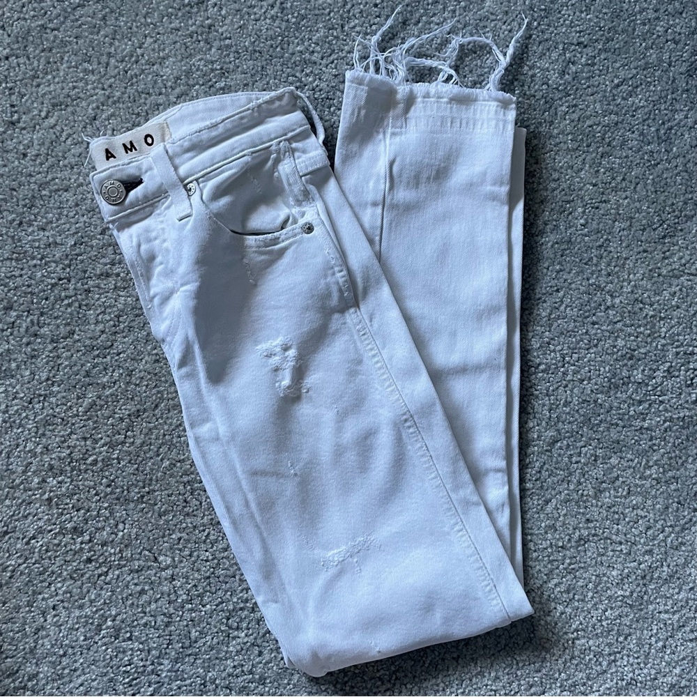 AMO Frayed & Distressed White Skinny Jeans